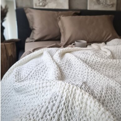 Cotton bed comforter Off white