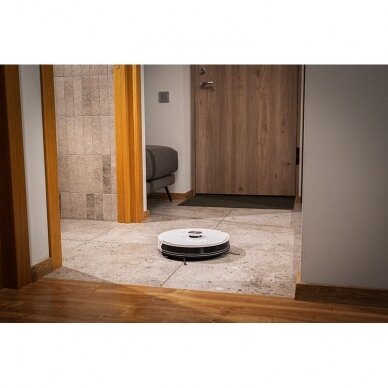 A washing robot vacuum cleaner with a dust dump station ZY520RVW 11